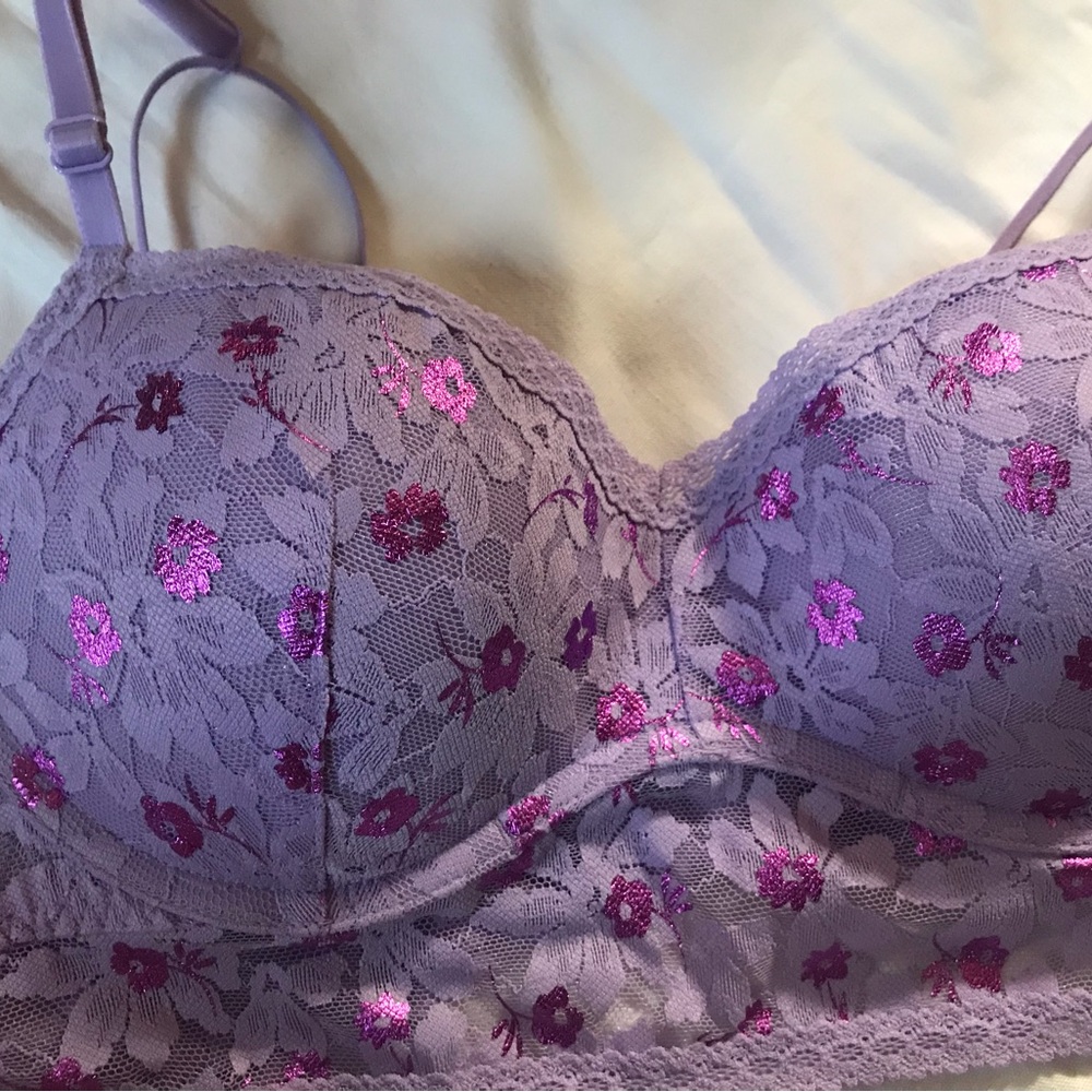 Pink bra - Picture 2 of 5